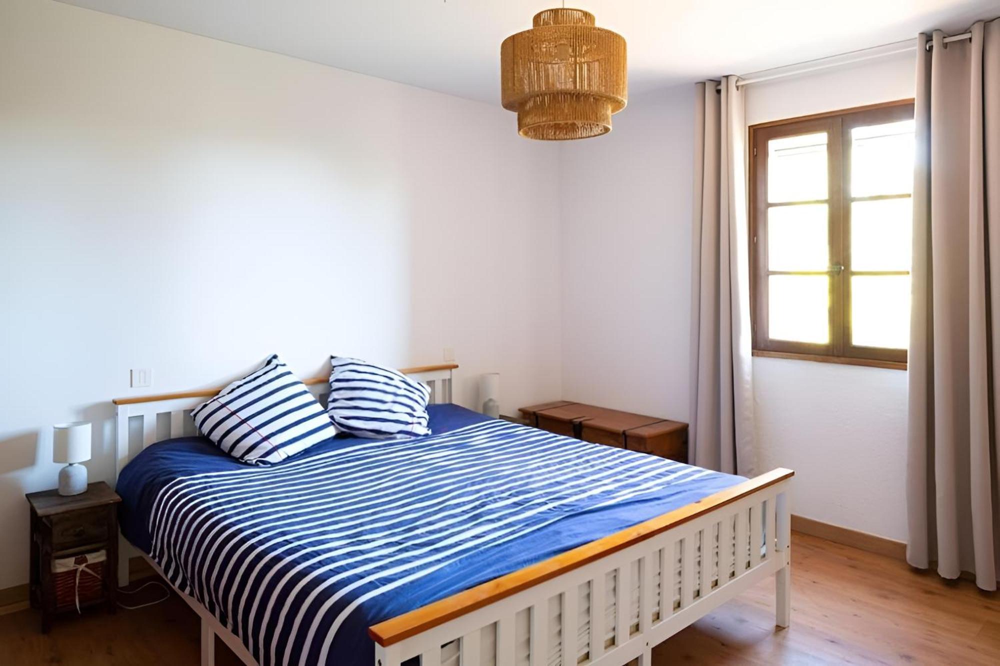 Mas Provencal De 120M2 En Camargue, Avec Piscine Et Parking Inclus, Ideal Pour Des Vacances Αρλ Εξωτερικό φωτογραφία